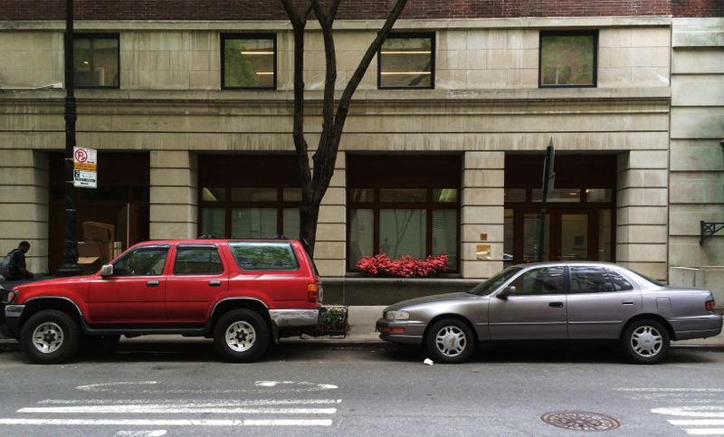 Illustration for article titled Car spotting at lunch